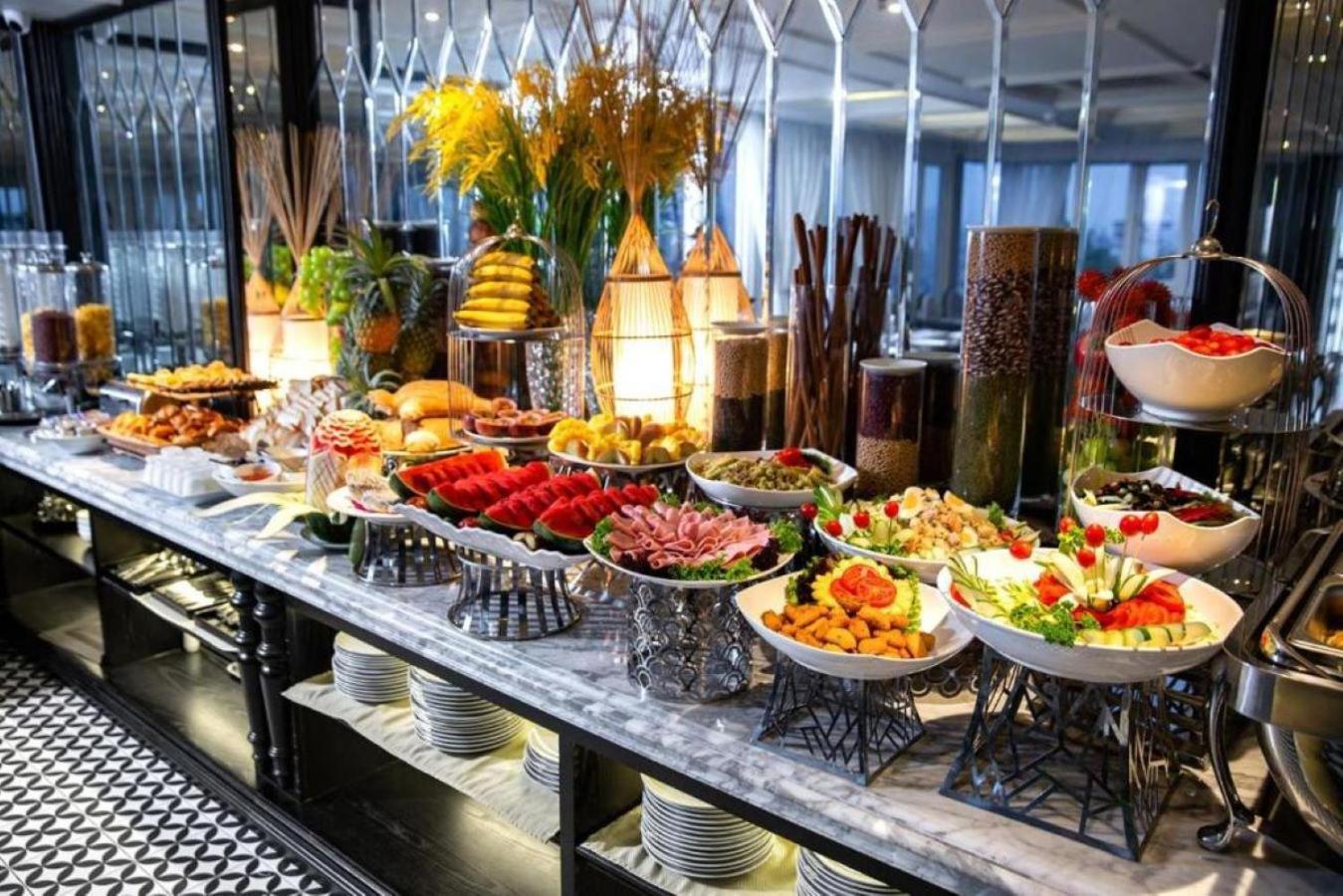 Acoustic Premium Hotel & Spa Hanoi Buitenkant foto