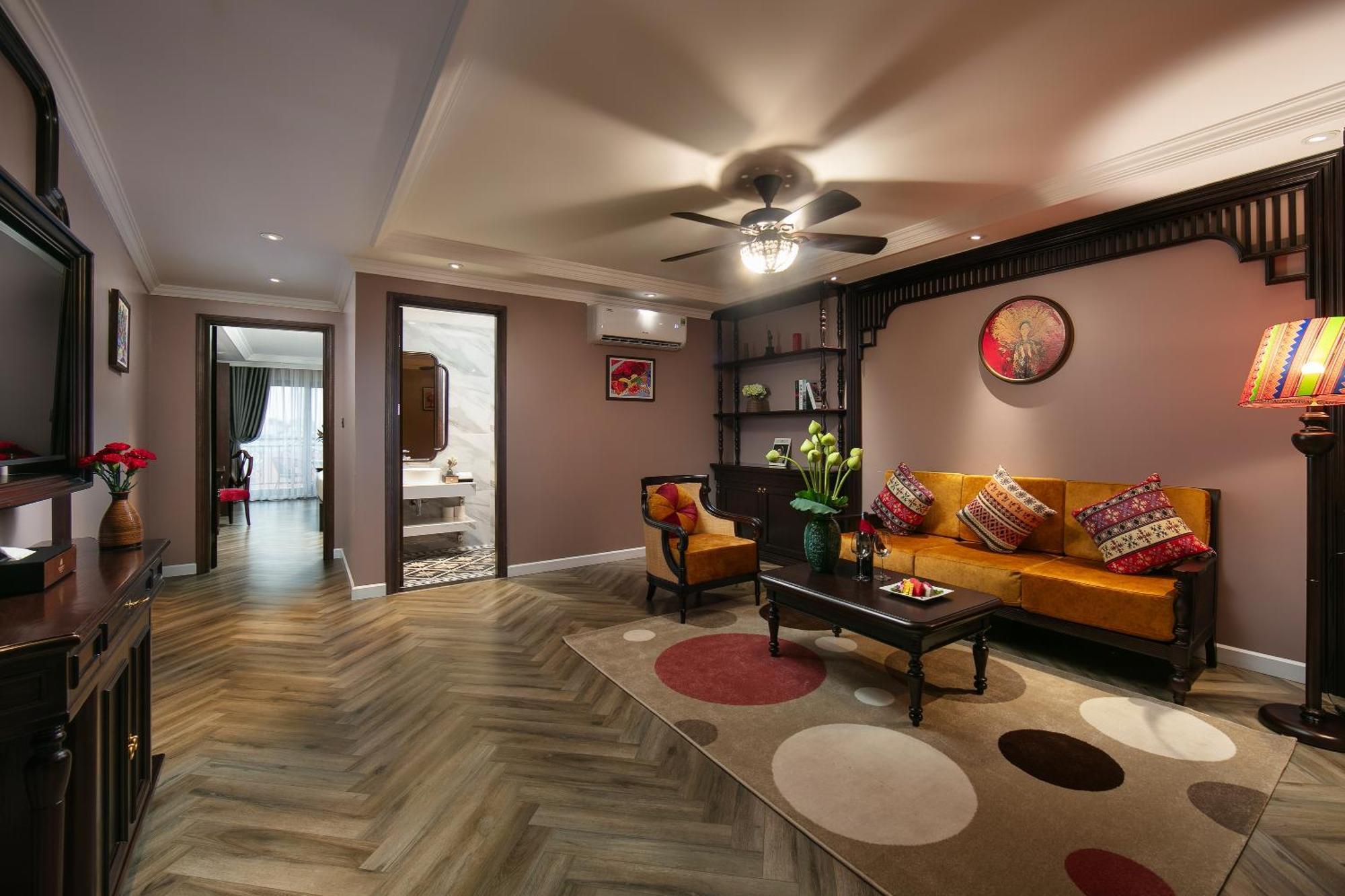 Acoustic Premium Hotel & Spa Hanoi Buitenkant foto