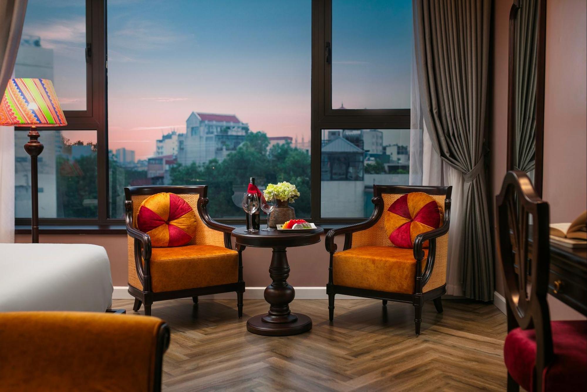 Acoustic Premium Hotel & Spa Hanoi Buitenkant foto